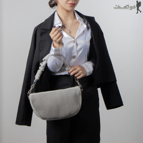 کیف زنانه حاصل قایقی بند زنجیری