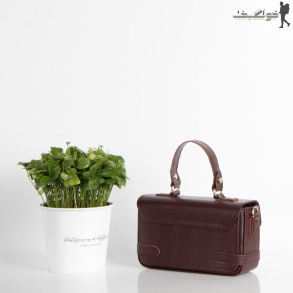 کیف زنانه بغل سگک پایین طرحدار
