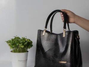 کیف زنانه ورنی میچل کوروس