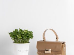 کیف زنانه بغل سگک پایین طرحدار