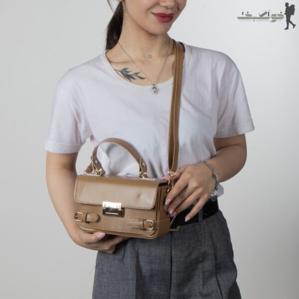 کیف زنانه بغل سگک پایین طرحدار
