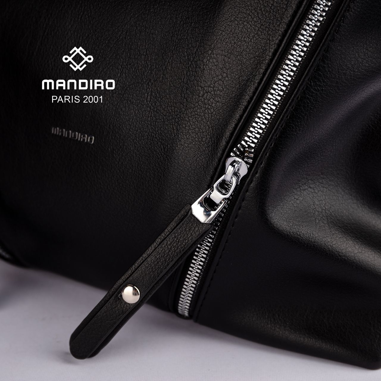 WhatsApp Image 2025-11-23 at 1.25.53 PM کیف MONDIRO مدل MD2014