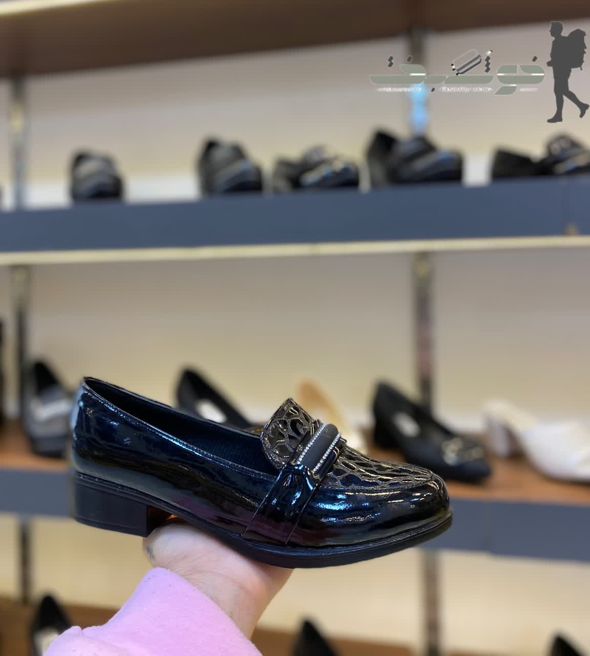 photo_2026-02-02_18-14-48 ⚜️قابل استفاده برای مهمانی و محل کار و روزمره ⚜️دارای کفی نرم و راحتی ⚜️سایز بندی 37 - 40