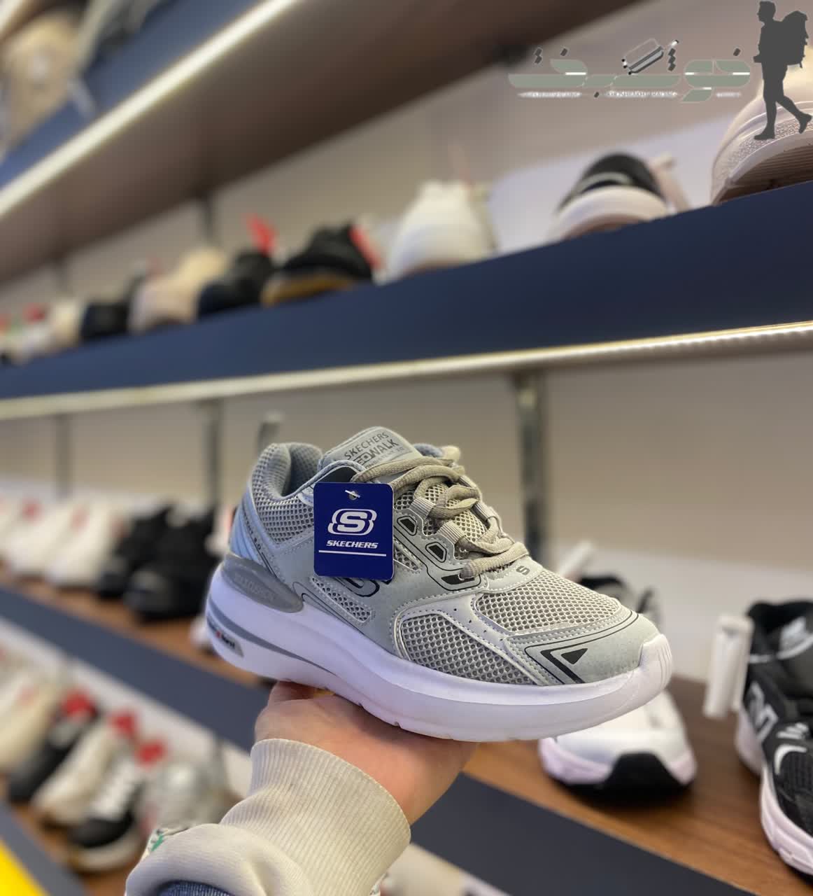 کتونی زنانه برند اسکیچرز Skechers کد 3012 رنگ بندی متنوع