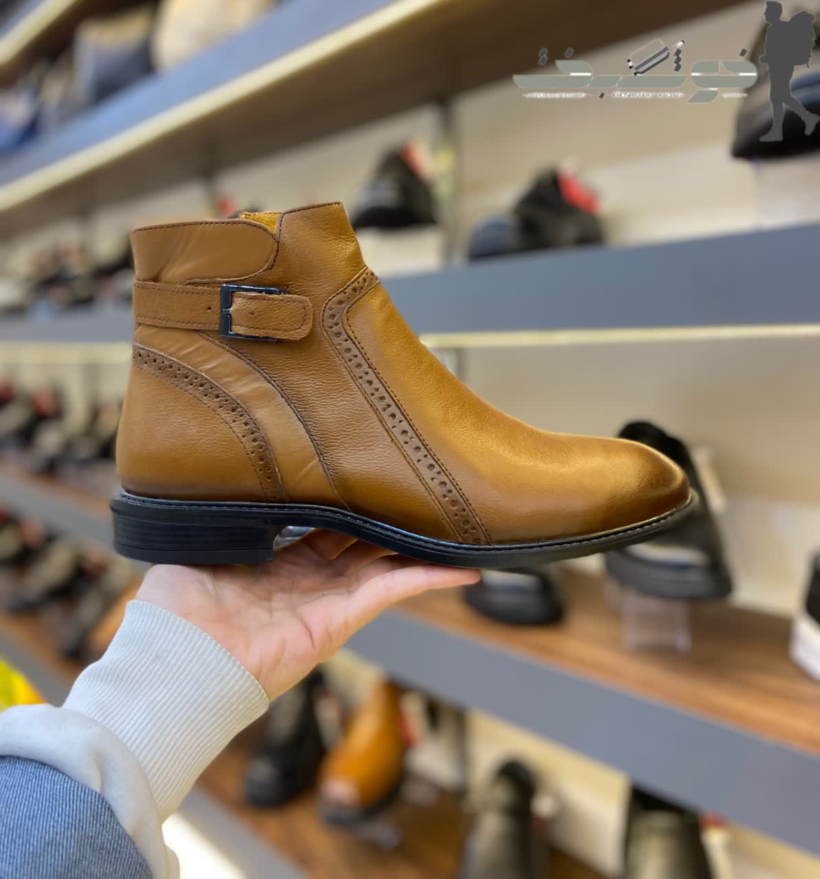 photo_2026-02-09_15-32-34 بوت چرم تبریز طبیعی مردانه کد 11037