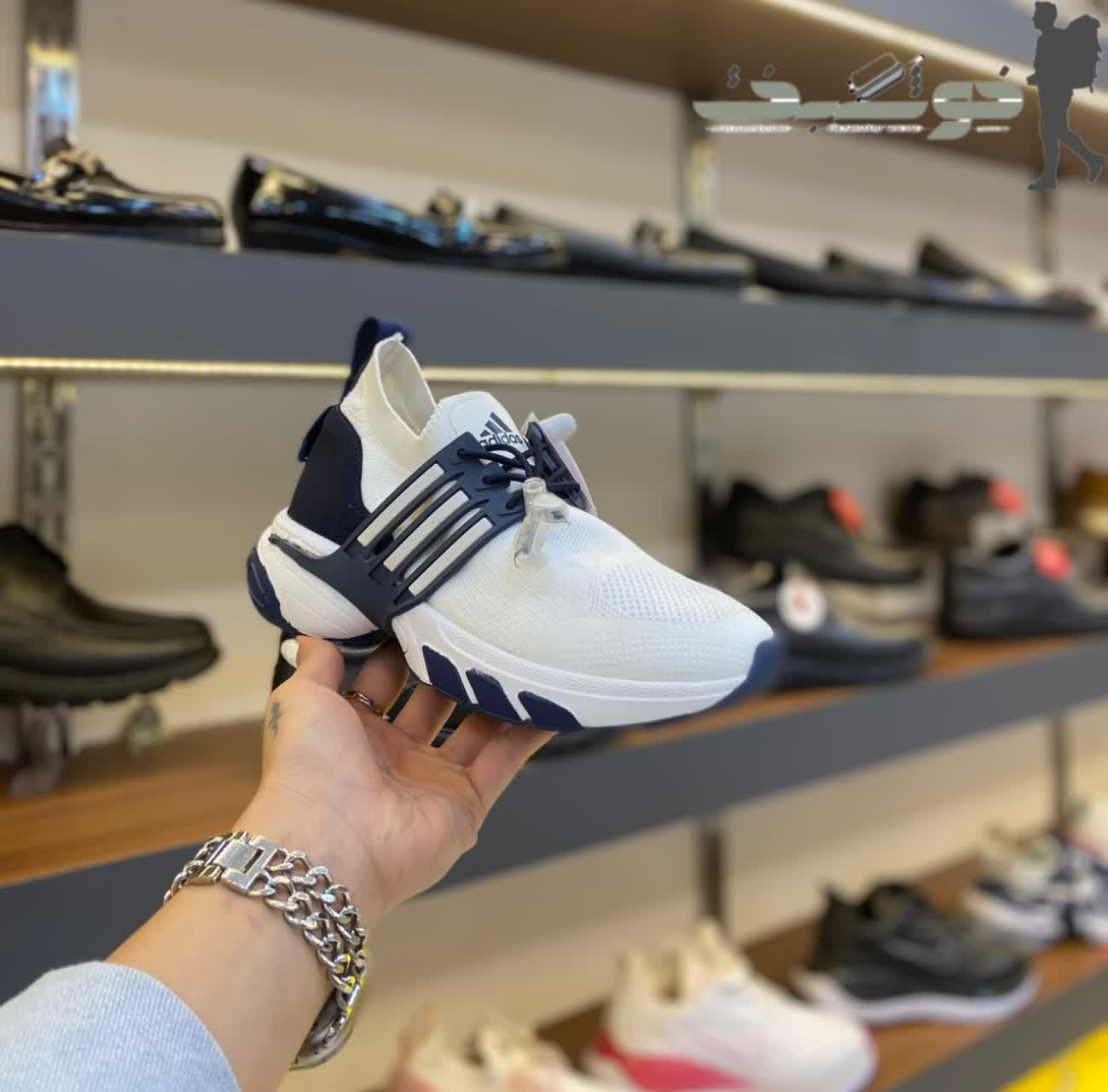 photo_2026-02-14_12-36-45 کتونی زنانه رانینگ ادیداس adidas کد 9028