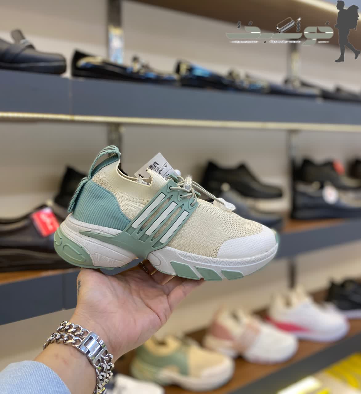 photo_2026-02-14_12-37-05 کتونی زنانه رانینگ ادیداس adidas کد 9028