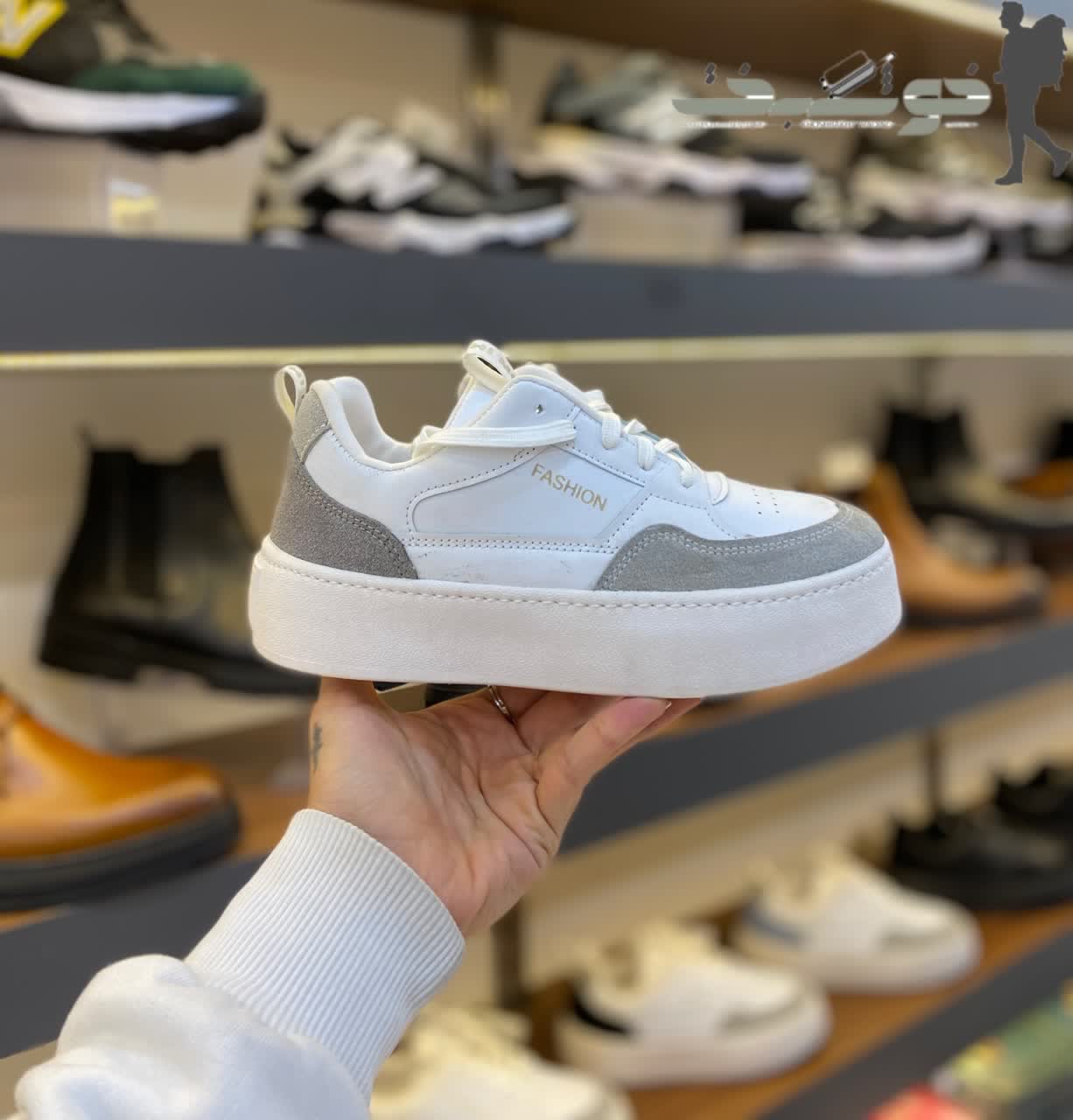 photo_2026-02-15_17-59-40 کتونی زنانه روزمره و پیاده روی پایار کد 4041