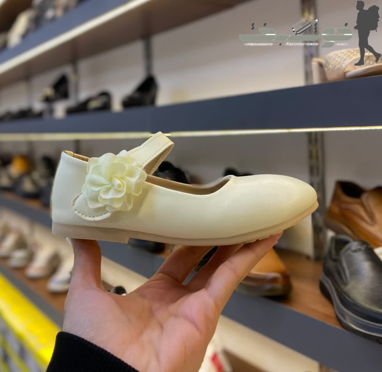 photo_2026-02-22_18-05-19 خرید کفش بچگانه کد 5062