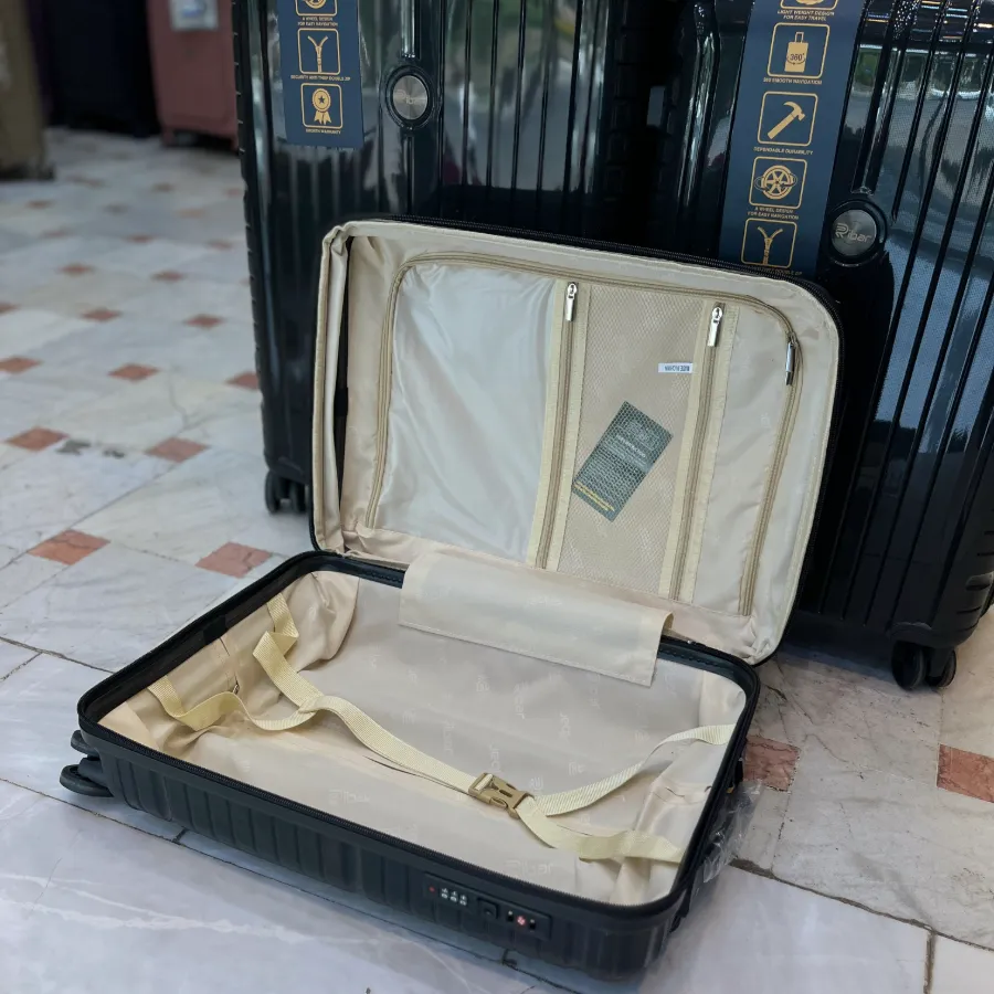 ست-4-تیکه-چمدان-ریبار-ribar-کد-x18-اورجینال-11 ست 4 تیکه چمدان ریبار Ribar کد X18 داخل کار