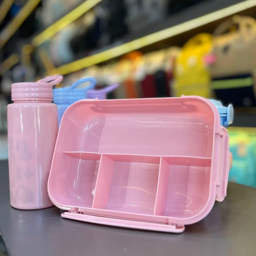 لانچ-باکس-و-ظرف-غذا-هاردکیس-فانتزی-با-بطری-آب-1 لانچ باکس و ظرف غذا هاردکیس فانتزی با بطری آب 01